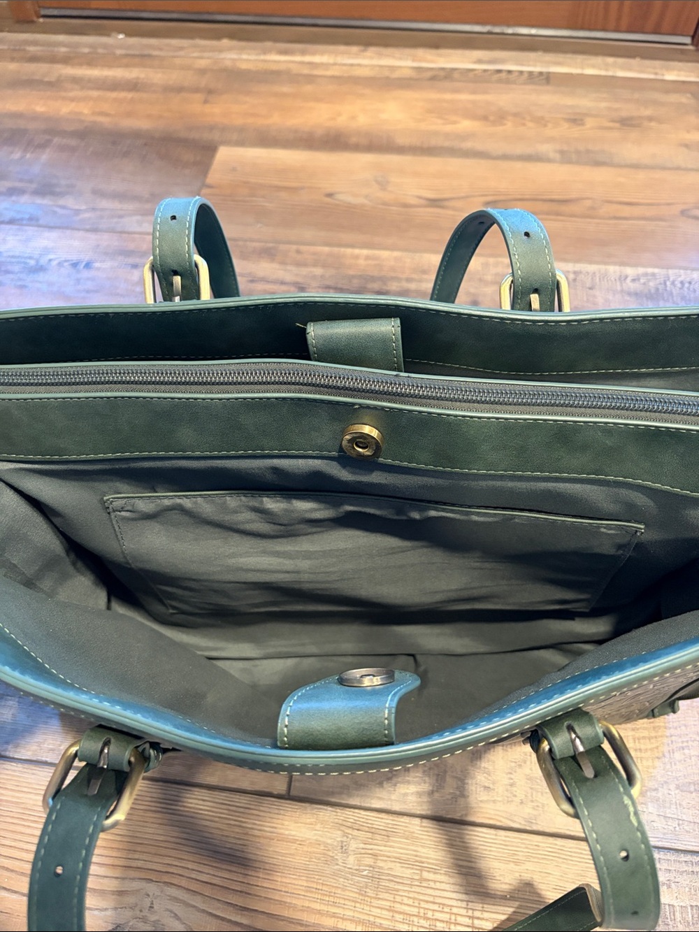 ECOSUSI Green Floral-Embossed Tote Bag - Picture 3 of 8